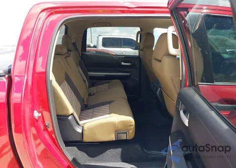 2018 Toyota Tundra Sr5 5.7L V8 z USA, uszkodzony, nr VIN 5TFDW5F16JX714558